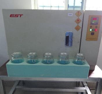 Hochtemperatur-Heizbox mit Geruchsflaschen am YUNDY-Standort Chongqing